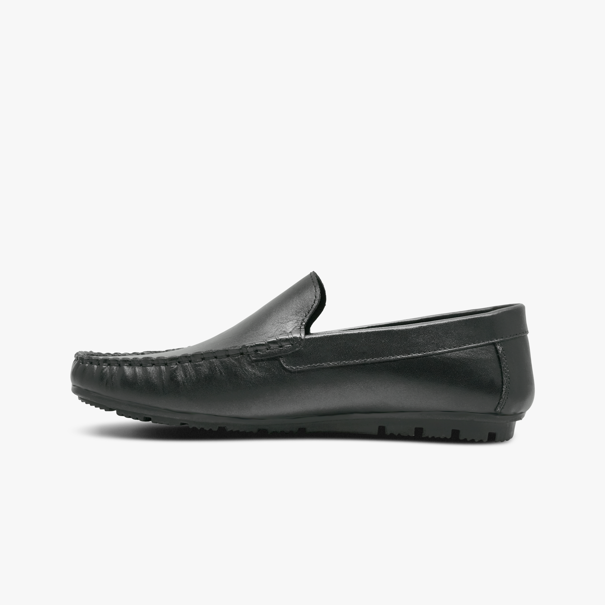 “Side profile of men’s black moccasin loafers from Khowai, featuring smooth leather”